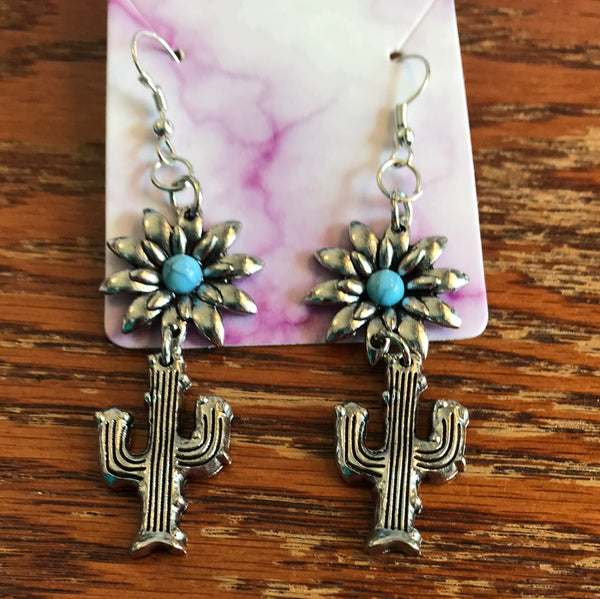 Assorted Earrings/Silver flower blue stone w/catus