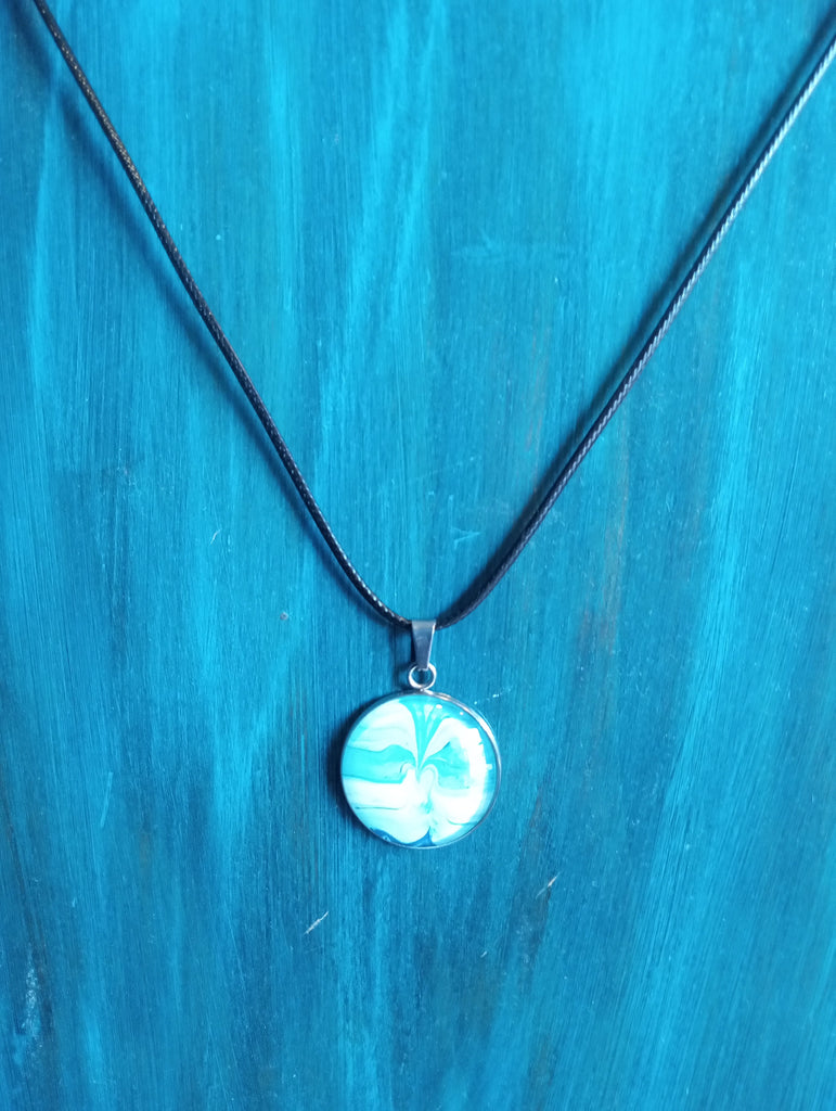 Necklace-Green White Small Round Pendent Mary Overstreet