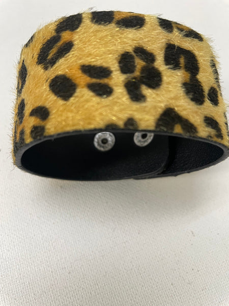 Snap-On Bracelets Shirley Ollison