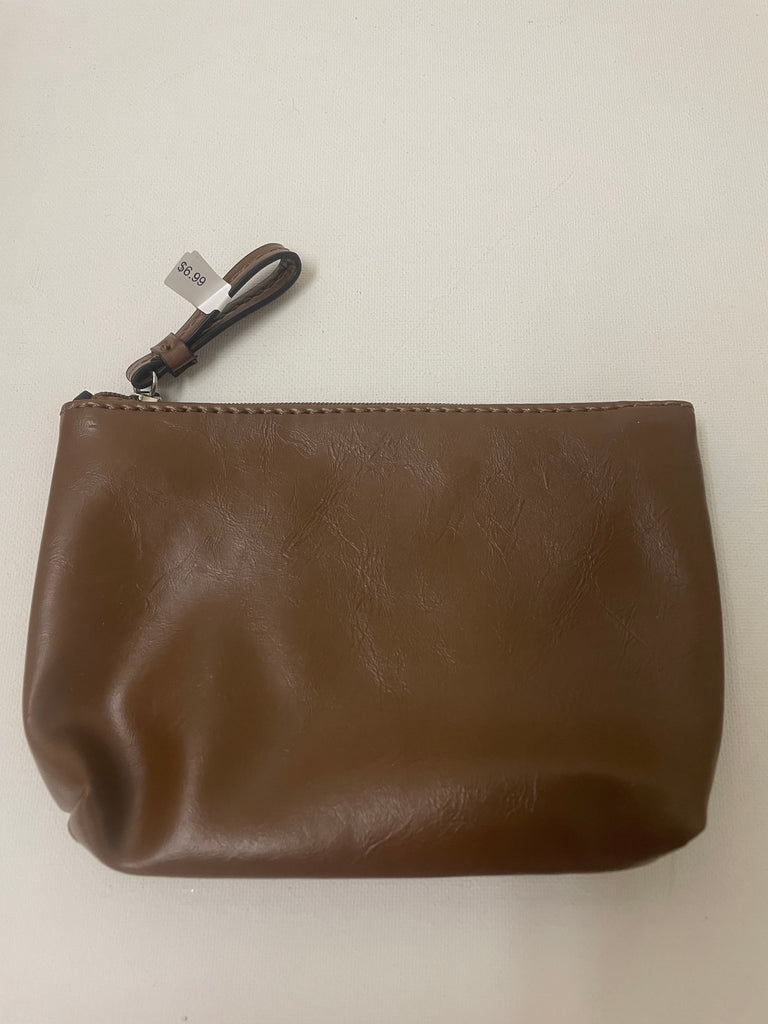 Small Brown Change Zip Up Purse
