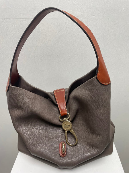 Preloved Dooney & Bourke Pebble Grain Shoulder Bag w/Lobster Claw Closure