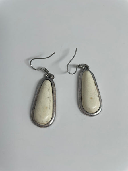 Slender Teardrop Aztec-White