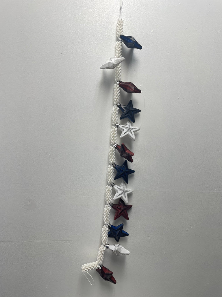 30"Long White Patriotic Hanger w/Stars