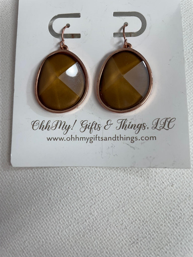 Rose Trim w/gold Stone Earrings
