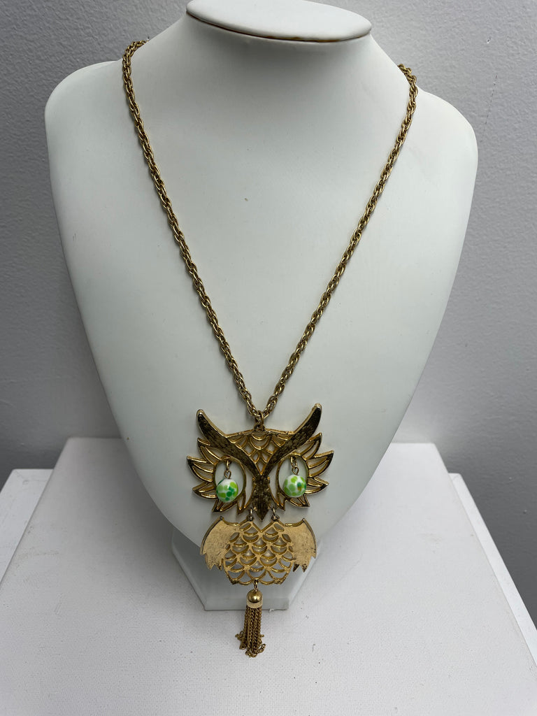 20" 70's Owl Gold Necklace w/green eyes