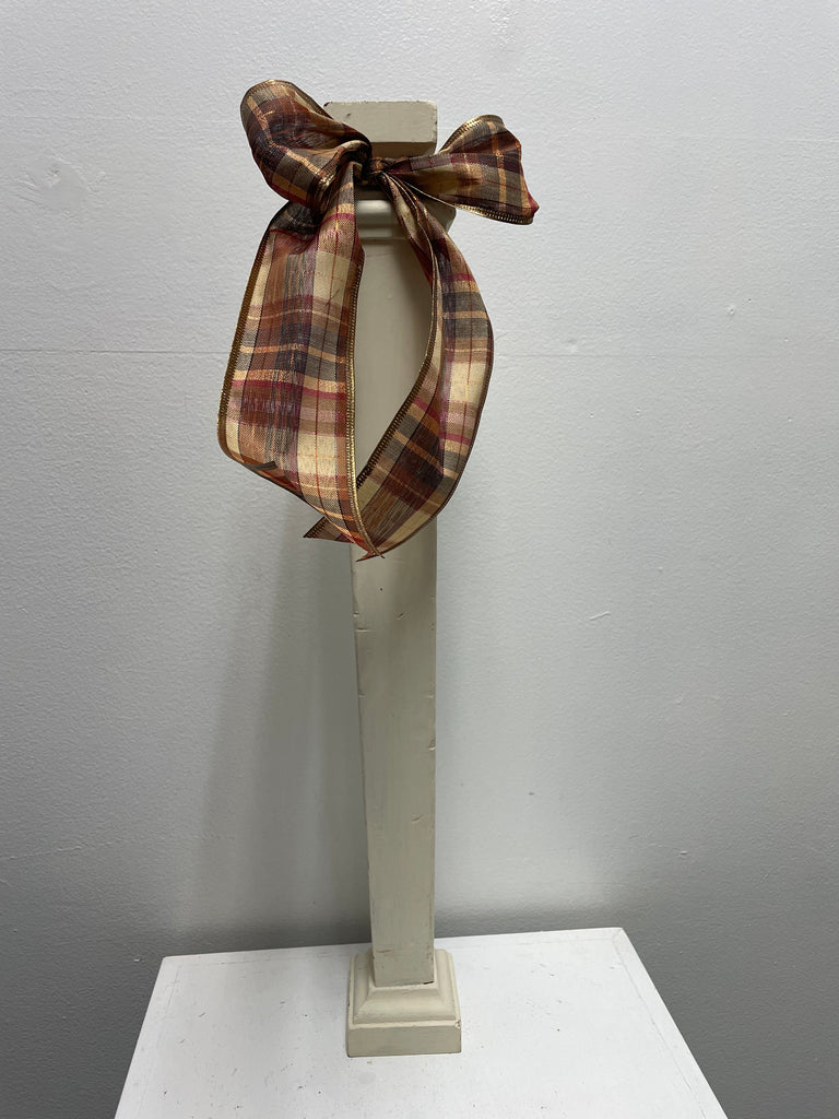 21" Tall Wooden Candle Stick w/Bow
