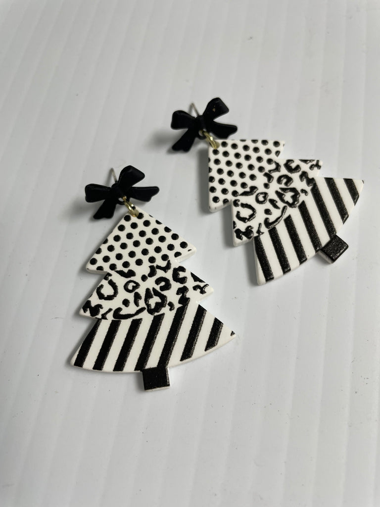 Christmas Tree Earrings-studs Kendra Schrader/black/white with black bow on top