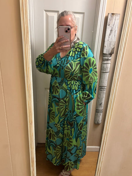 Southern Stitch Large Green & turquoise Long Sleeve Maxi Dress OhhMy! Gifts and Things, LLC