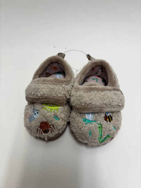Wonder Nation Toddler Size 2 Slippers