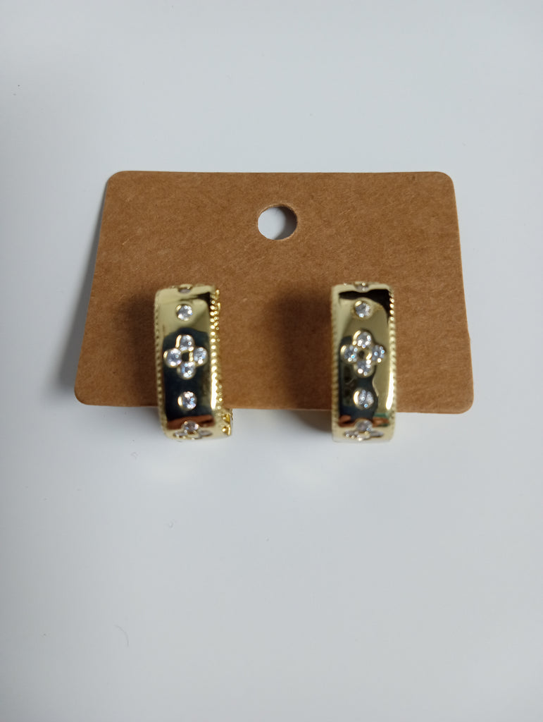 Gold Tarnish resistant Stud Earrings