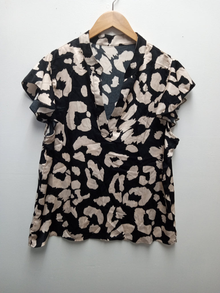 Black Cream Leopard Print V-Neck Top XL Women's Animal Print Blouse