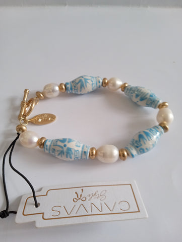 Chinoiserie Canvas White/blue bracelet Amanda Queen