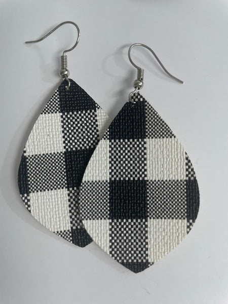 Felt Teardrop Earrings-Black& White Checked