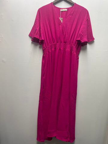 Southern Stitch Large (12-14) Fushia Maxi Dress w/bell sleeves & elastic waist