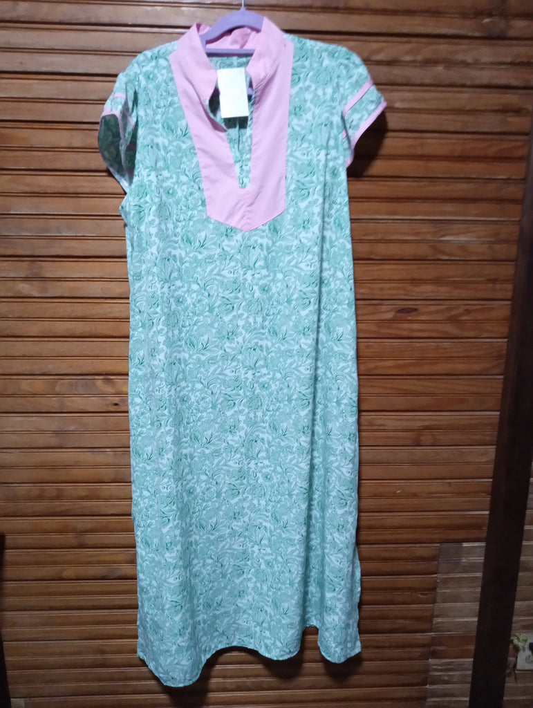 Green Floral w/pink trim Maxi Dress
