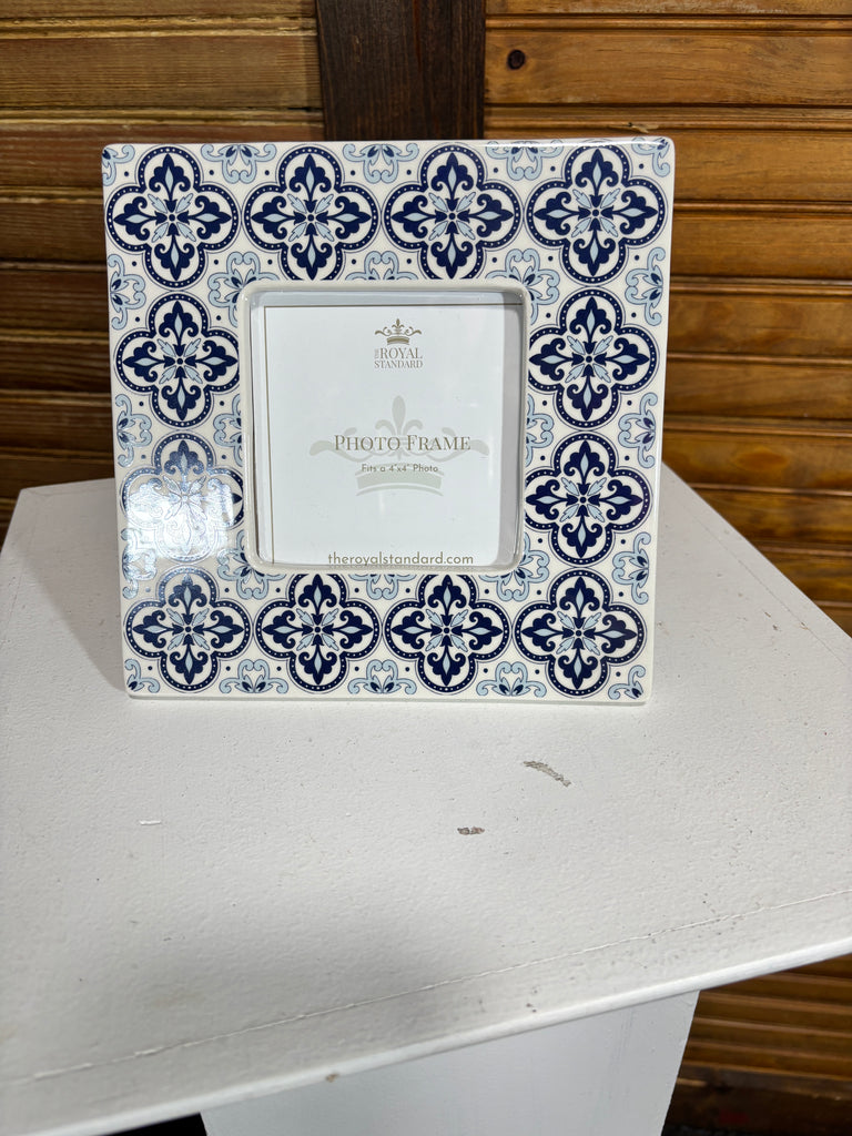 Picture frame OhhMy! Gifts and Things, LLC