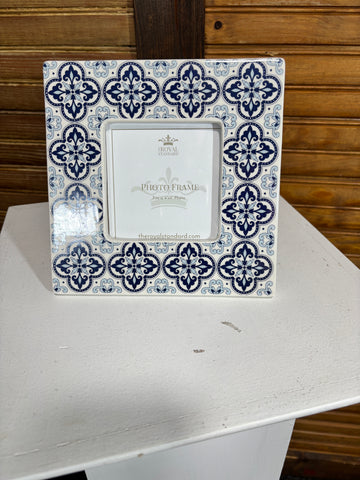 Picture frame OhhMy! Gifts and Things, LLC