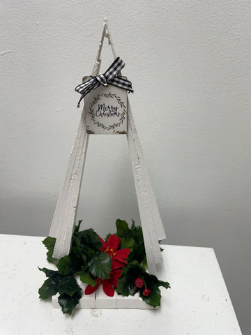 10"x4" White wood Christmas tree/sign Merry Christmas/mistletoe