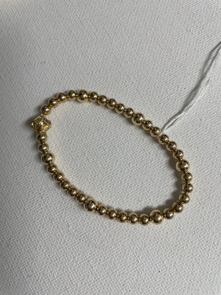 Gold Beaded bracelets Amanda Queen-small gold w/pendent