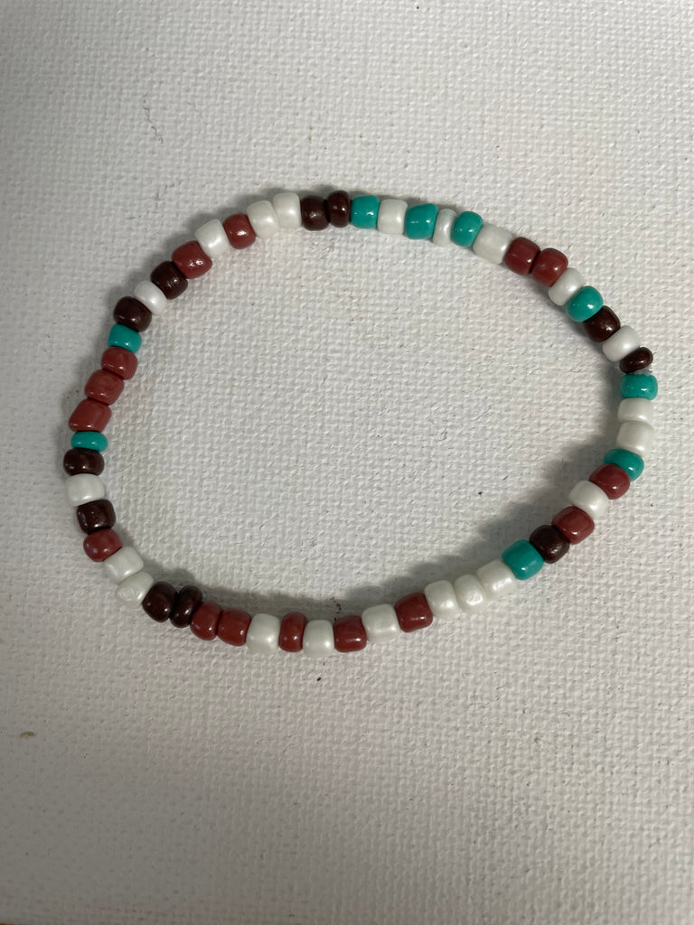 7"Round glass bead bracelets Western S Chicks & Ts