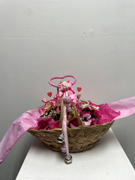 Valentine Baskets - Curated Gift Baskets for Valentine's Day