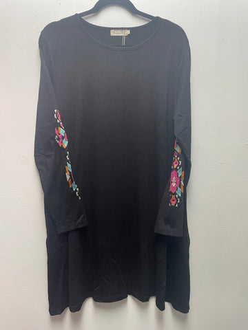 Southern Stitch Large Black long sleeve dress w/Aztec stitch on sleeves OhhMy! Gifts and Things, LLC