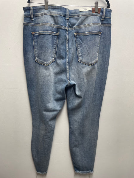 Judy Blue 20/W Button up High Waist Jeans Brittany Wilson