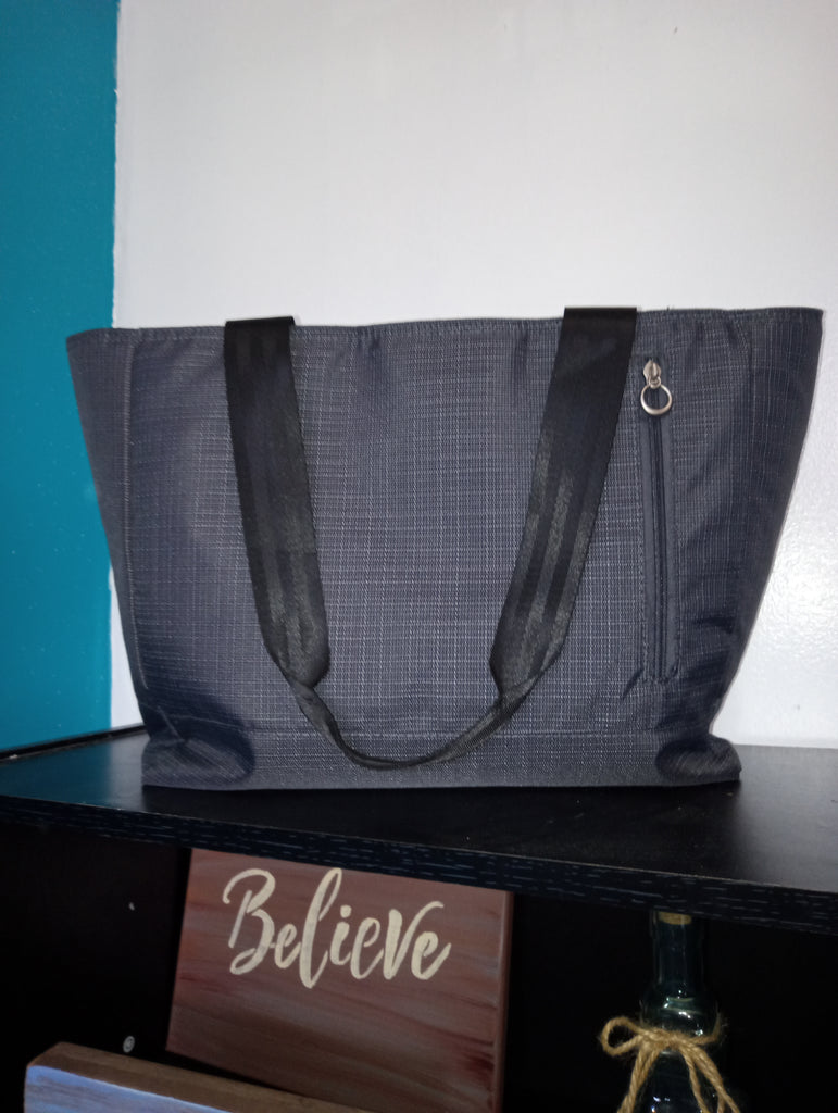 Anytime/Anywhere Grey Insulated Bag