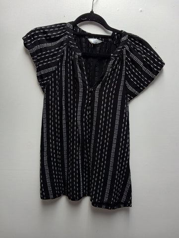 Time & True Small Black/White stripe top Kay Kayla