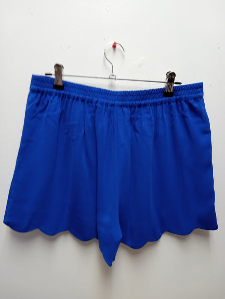 Naked Zebra Scalloped Hem Shorts | Chic Women's Shorts in Blue & White Amanda Queen