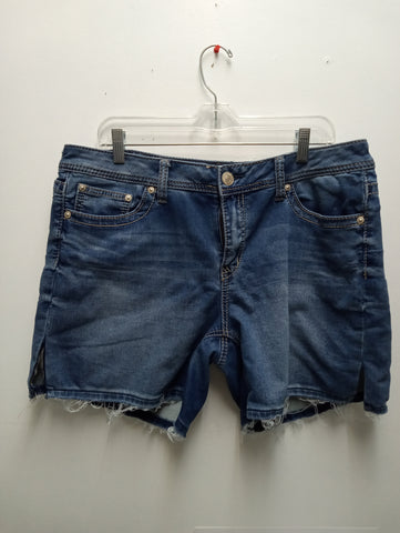 Seven Blue 14 Denium shorts Debra Hodge