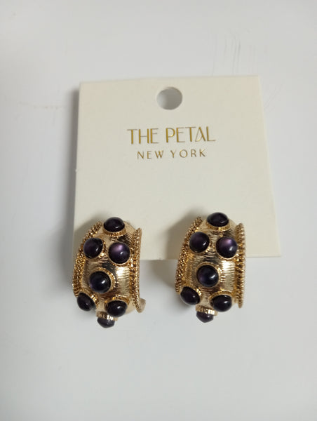 THE PETAL Stud earrings Amanda Queen