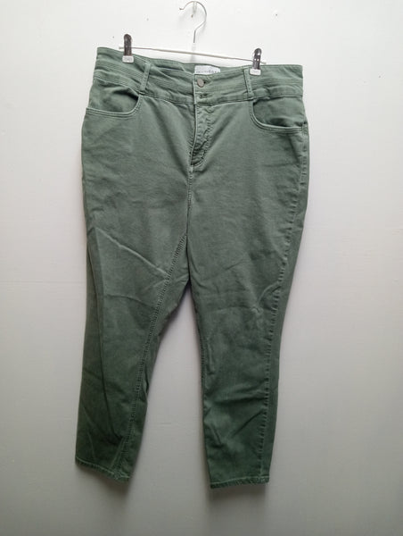 Preloved Pants-size 14 Amanda Queen Consign