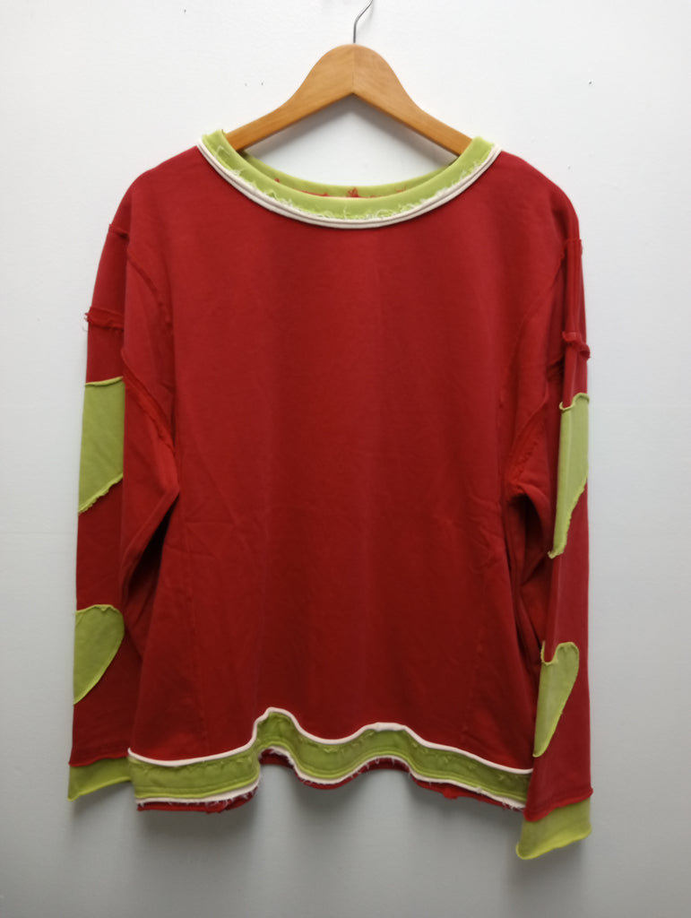 Jodifl distressed top w/hearts on Sleeve