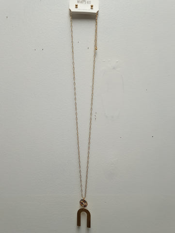 Assorted Necklace w/Upside down U Pendent