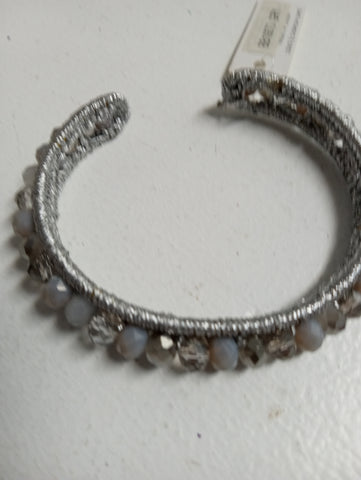 Beaded Gray/Silver Bracelet