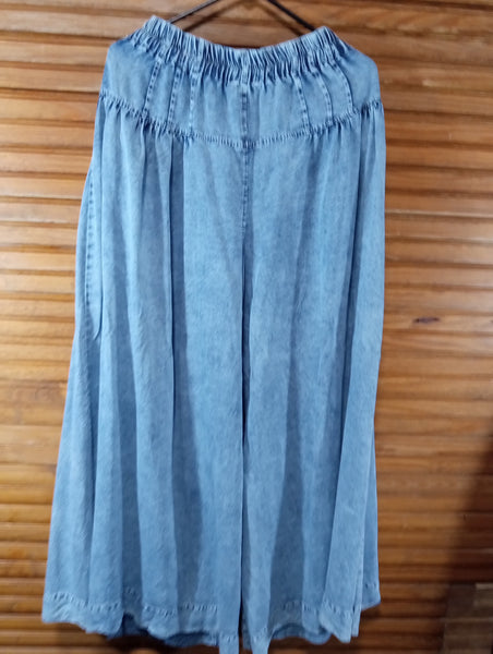 Preloved Jeans-XLarge Oh Jeans w/Extra Wide Legs/button down w/tie