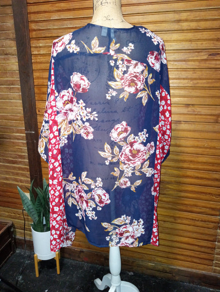 Preloved EST. 1946 Large Navy Kimono Pink/Tan/Lavender Floral