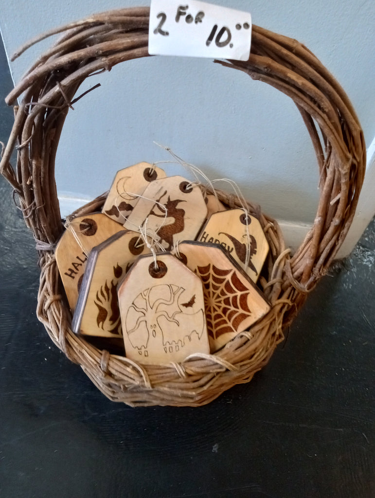 4"x3" Wood Burned Halloween Gift Tags