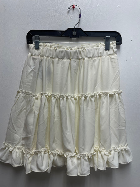 Ivory Short Ruffle Skirt w/elastic Waist Shirley Ollison