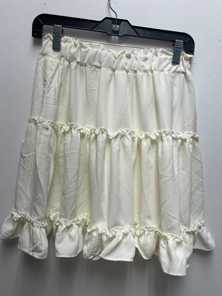 Ivory Short Ruffle Skirt w/elastic Waist Shirley Ollison