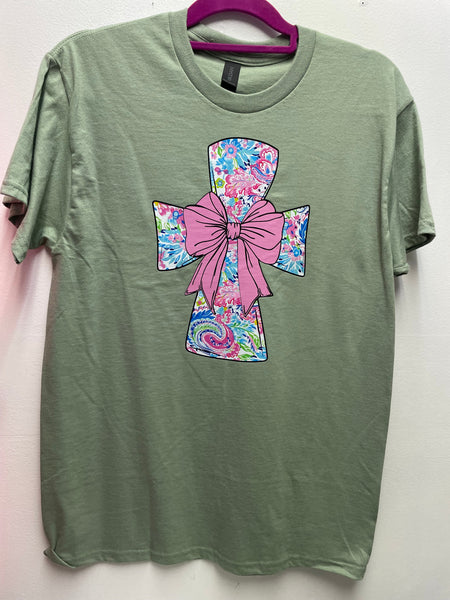 T-shirt w/multi color Floral Cross/Bow Amanda Queen
