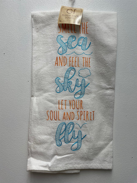 C & F Flour Sack Summer Themed towels Amanda Queen