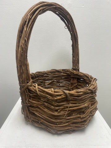 11" Brown Twisted Vine Basket w/handle