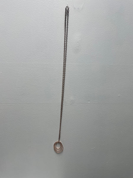 36"Gold Necklace w/3 ring Gold Pendent