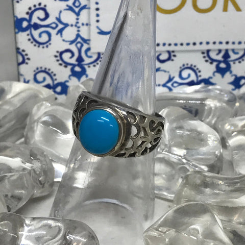 Ring: Sterling silver ring with blue stone