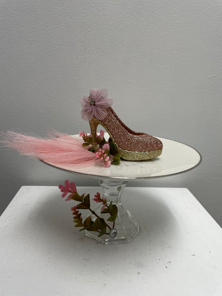 Home Decor w/cups & Sauciers-pink glitter slipper on plate