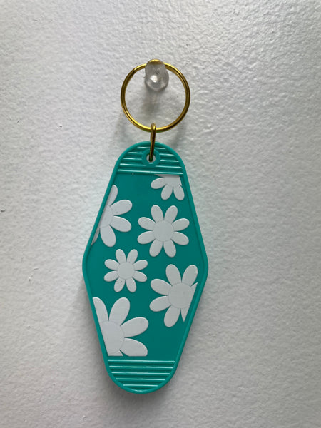 3 1/2" x 2" Keychains-daises-green
