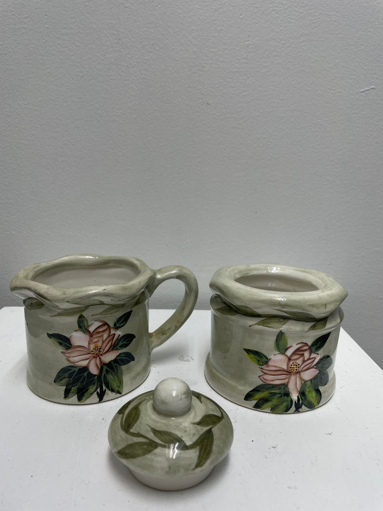 Light Green Cream & Sugar/w Magnolia