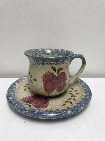 Small Saucer & Cup w/apple